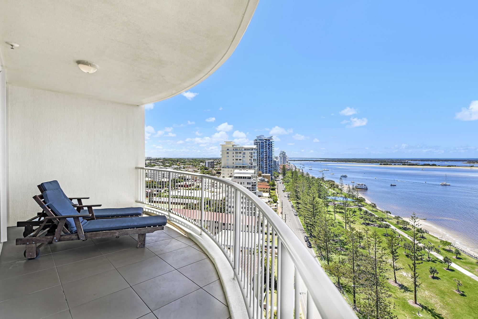 Crystal Bay On The Broadwater Gold Coast
